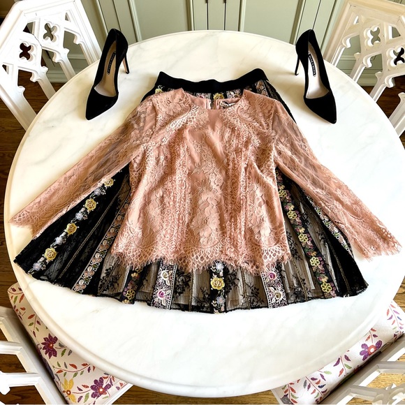 Alice + Olivia Lace Top Rose Tan Sz S - Picture 4 of 12